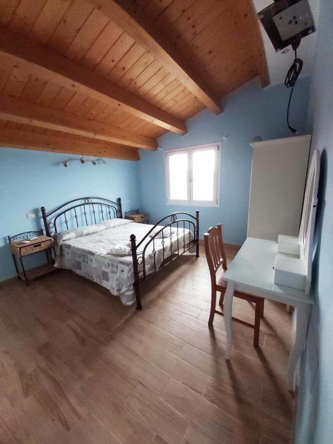 B&B Il Cenerino Сант'Антьоко Екстер'єр фото